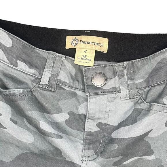 Democracy Ab Technology Gray Green Camo Pants Sz 4 - Picture 3 of 9